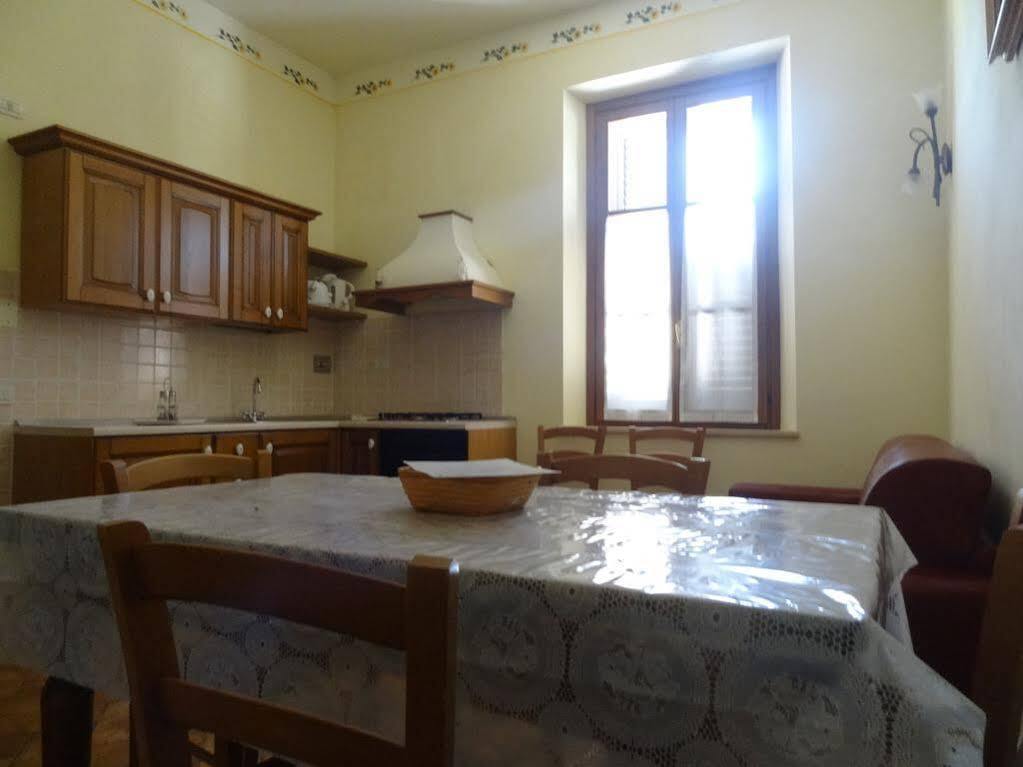 Гостьовий будинок Borgo Il Villino Казоле-д'Ельса Екстер'єр фото